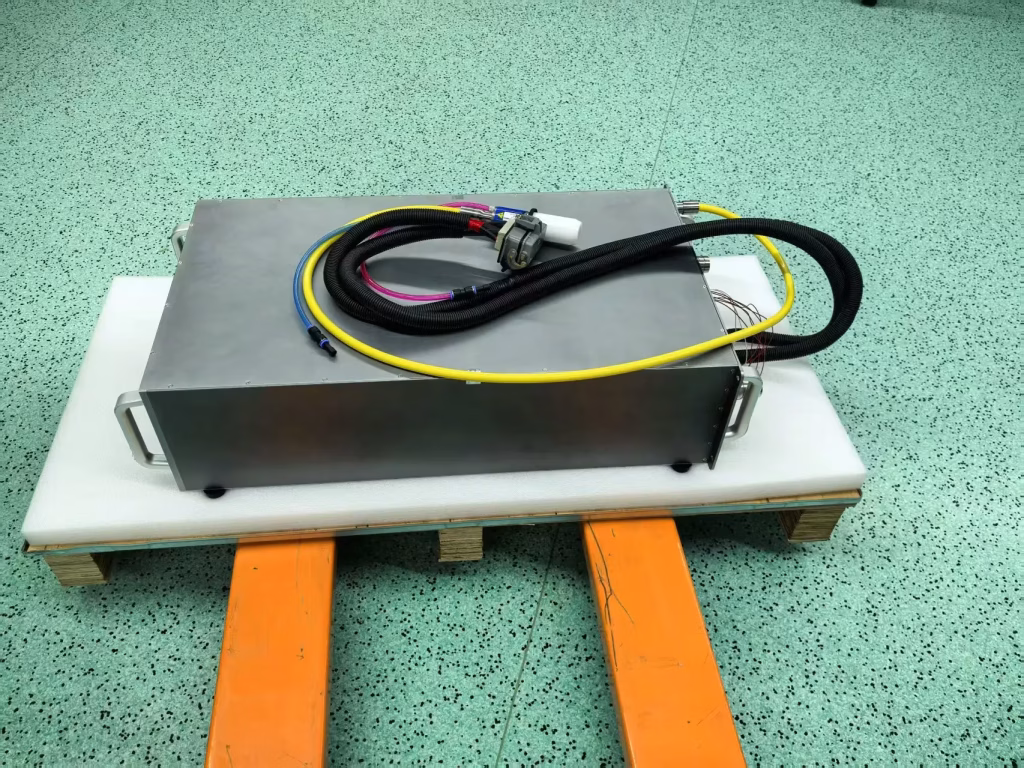 Fiber Laser Source pic 2