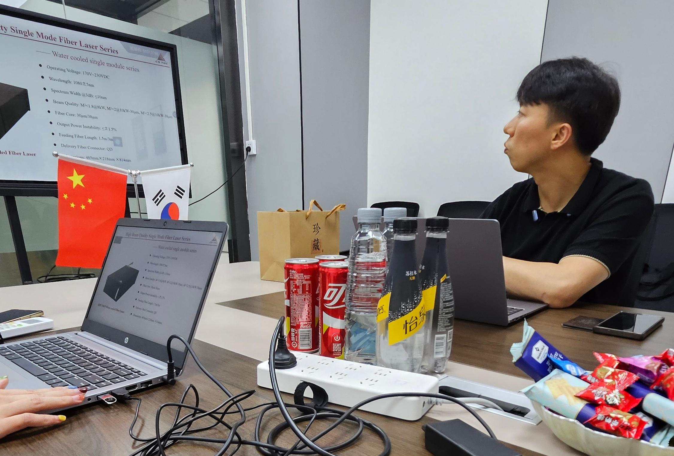 Korean Customer Visits CS Tec for Laser Technology Exchange and Cooperation